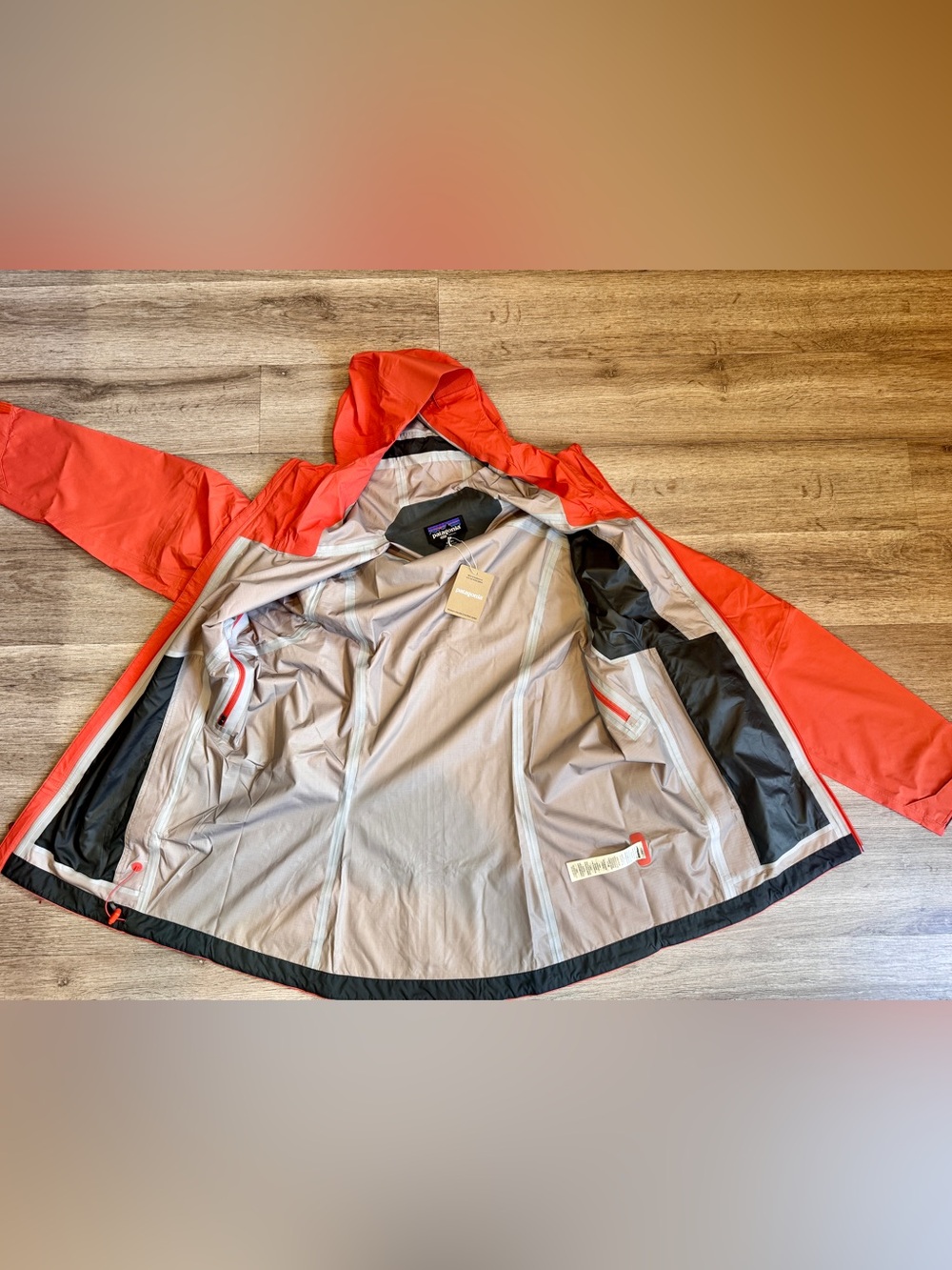 Patagonia Granite Crest Rain Jacket in Pimento Red - Picture 5 of 10